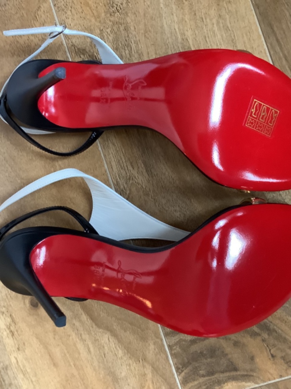 NEW Christian Louboutin Athina Strappy Sandals 38.5 - Picture 4 of 8